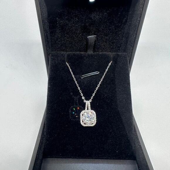 GRA 2 Ct Round Cut Square Halo Moissanite Necklace Pendant Chain Gold Plated 925 - Picture 1 of 12